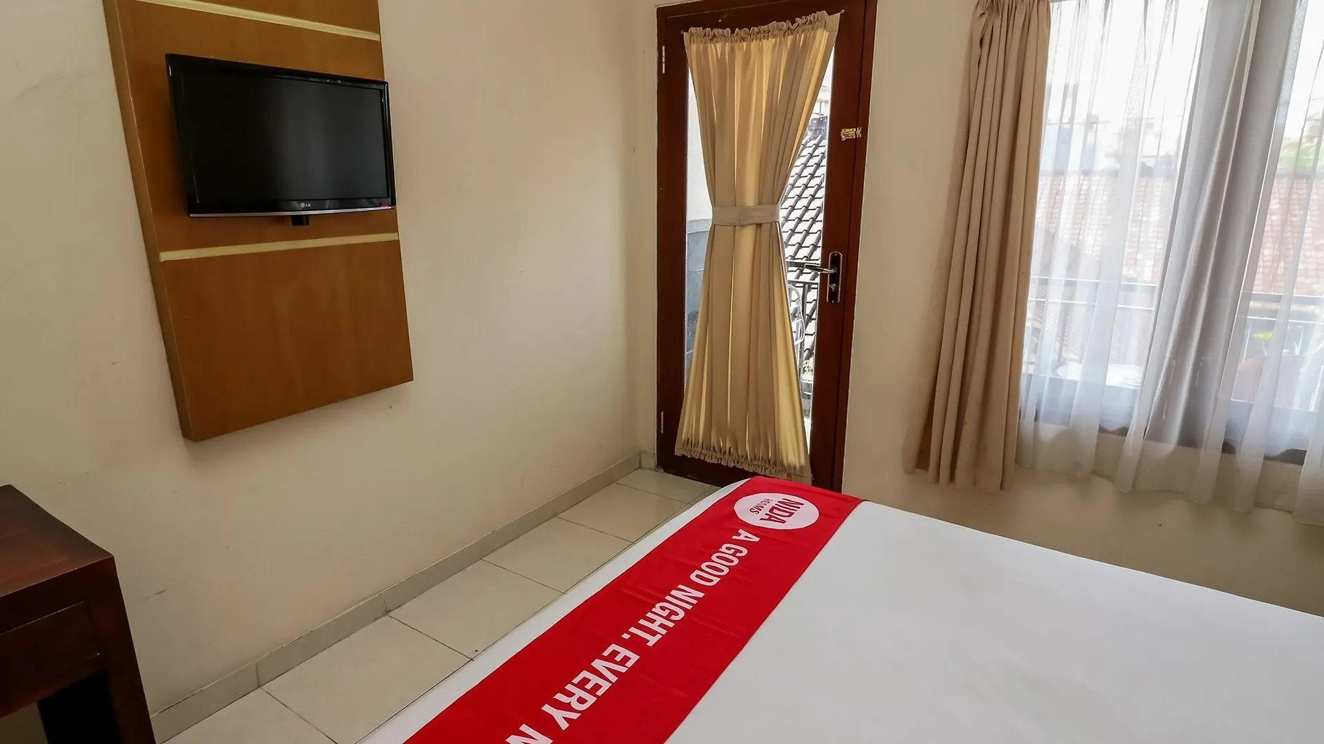 Hotel Nida Rooms Dewi Sartika 30 Tuban Kuta Kuta